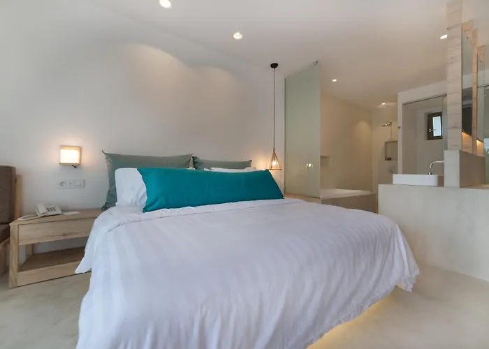 Tsamis Zante Suites (Adults Only)